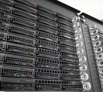 سرورهای پیشرفته ایسوس و ماژول‌های شبکه انعطاف‌پذیر